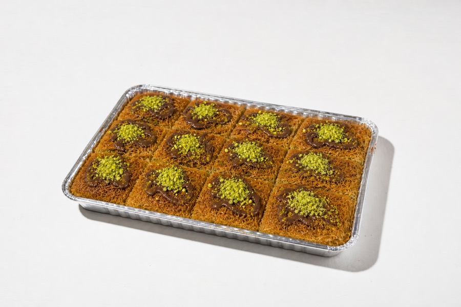 Dubai Chocolate Knafeh with pistachio sauce and hazelnut spread